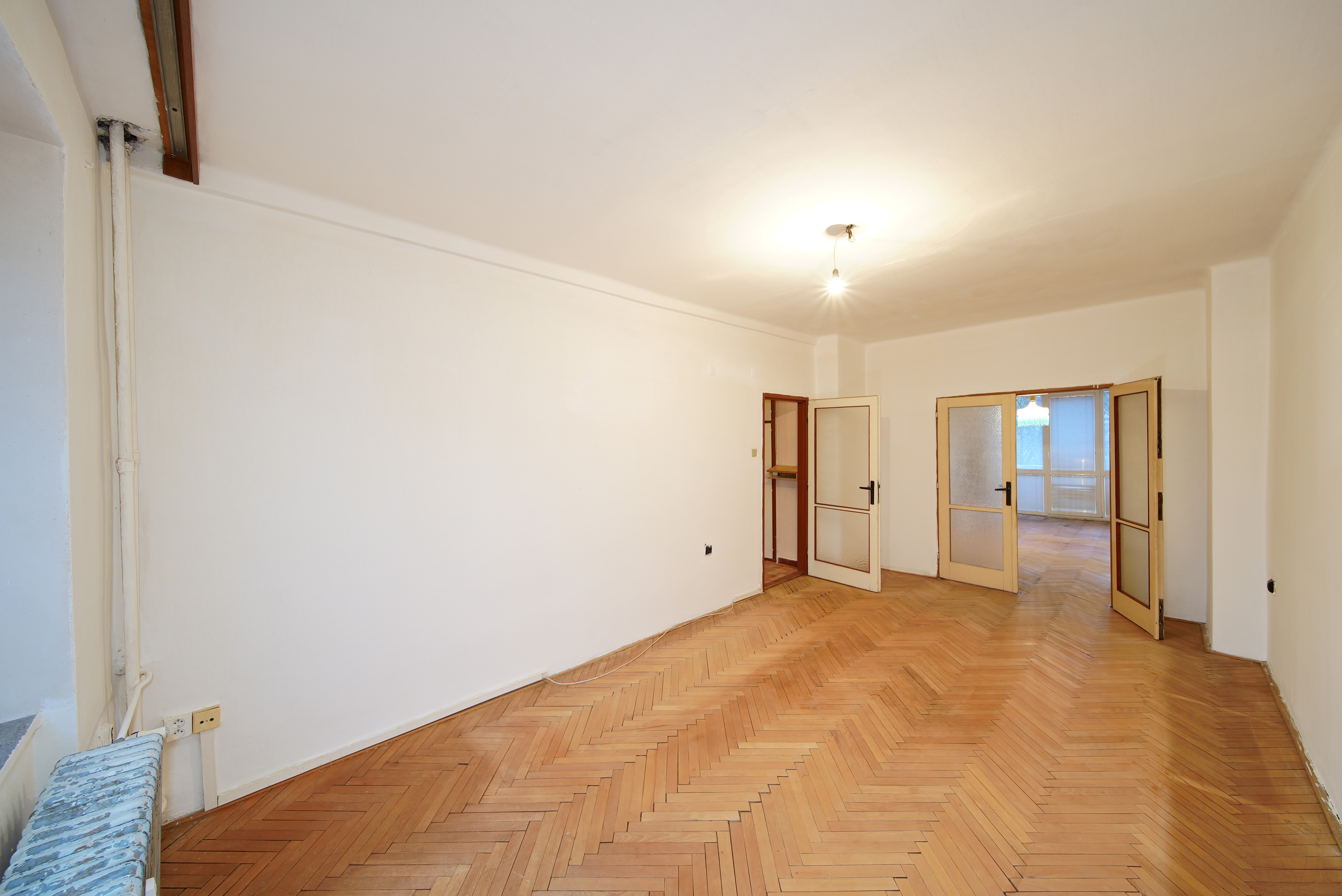 PREDANÉ - TEHLOVÝ 2 izb. byt s loggiou, Obrancov Mieru, Seve