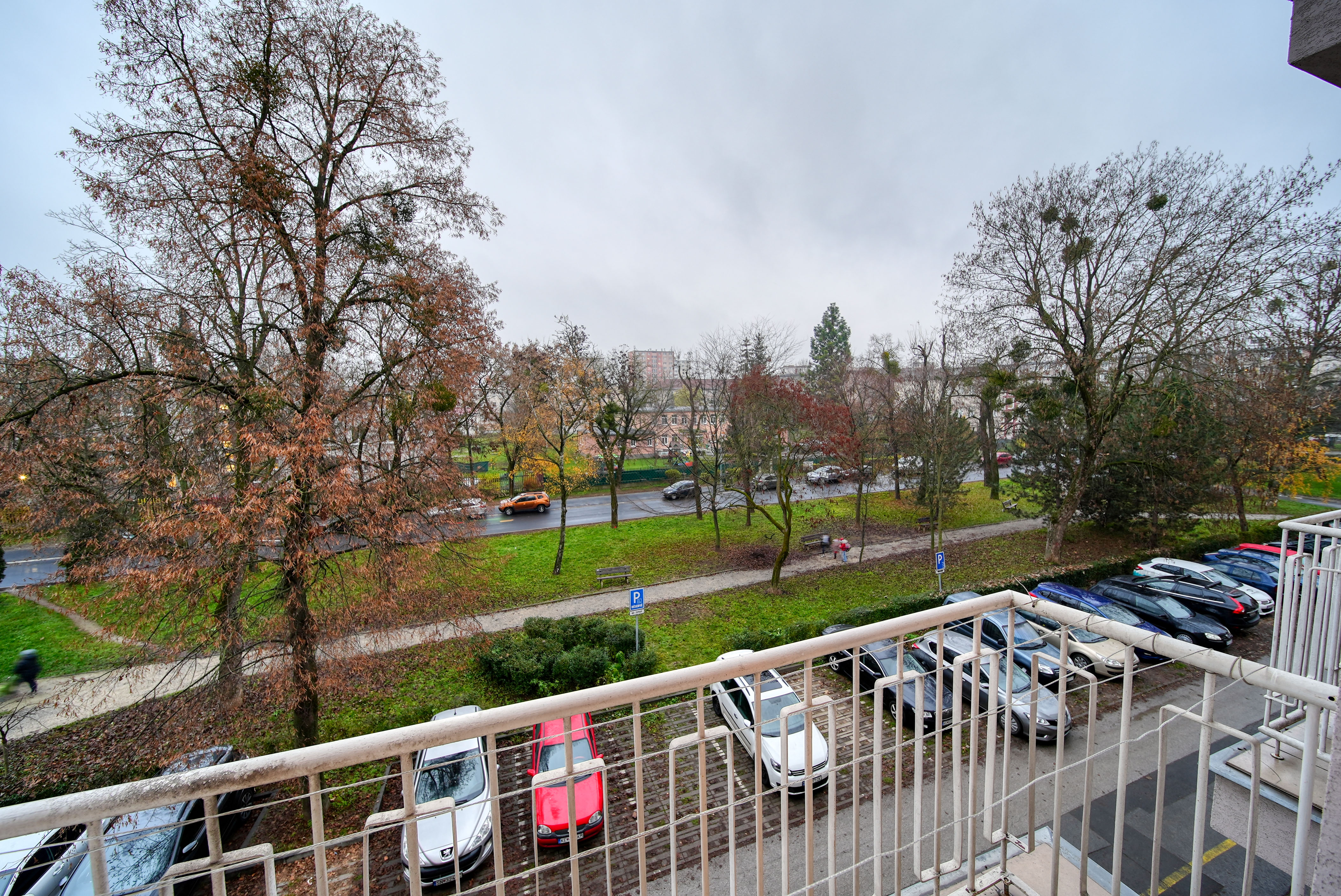 PREDANÉ - TEHLOVÝ 2 izb. byt s loggiou, Obrancov Mieru, Seve