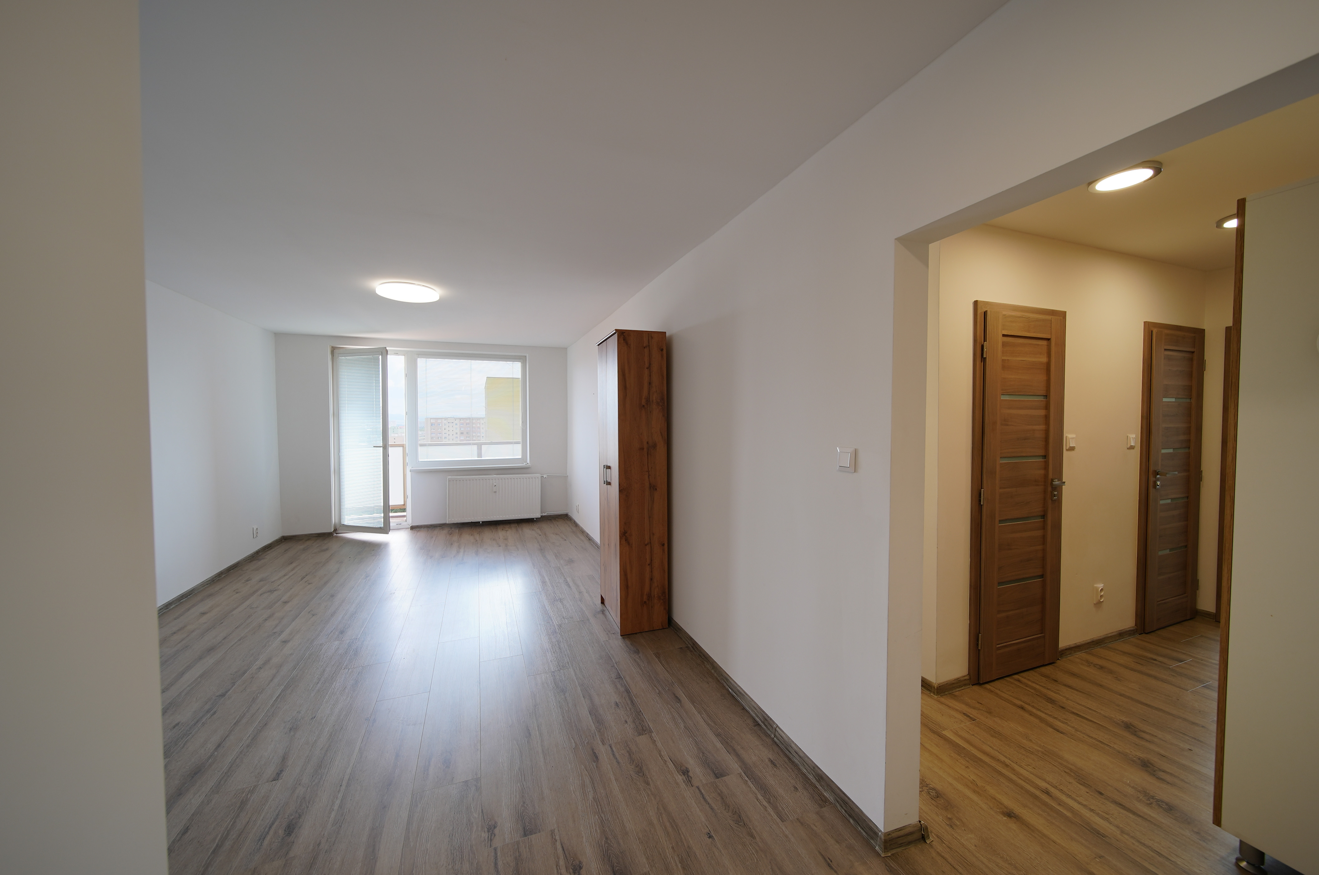 PRENAJATÉ 3 izbový byt po rekonštrukcii, Južná trieda - Aupark