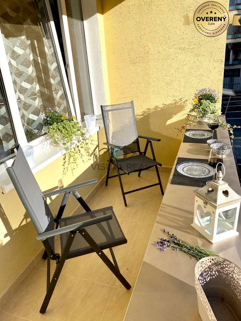 Na predaj ZARIADENÝ 1,5 izb. byt, 34 m2, loggia, Popradská 68, Západ + parkovanie 10000 EUR